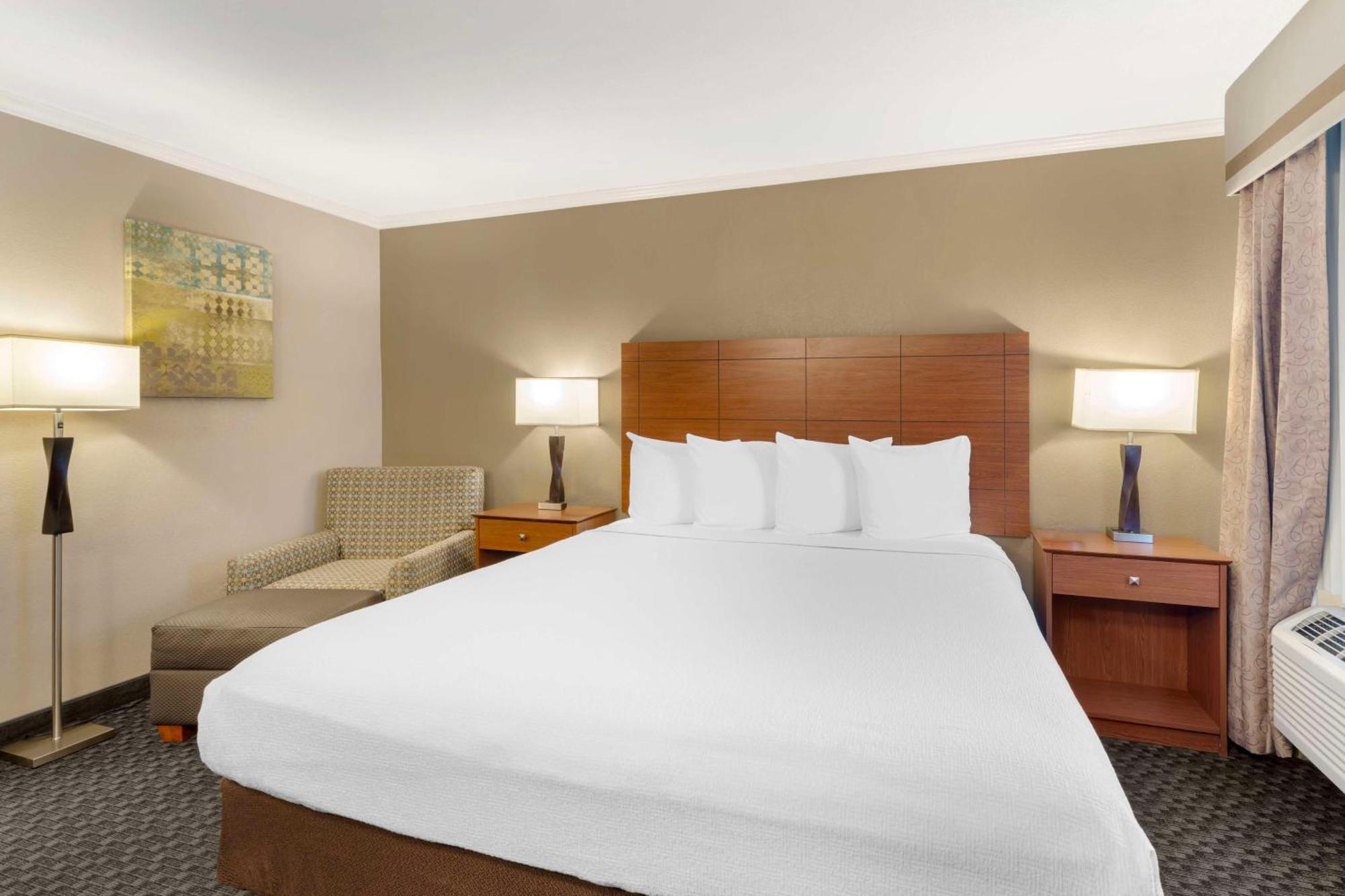 Best Western Oxnard Inn Екстериор снимка