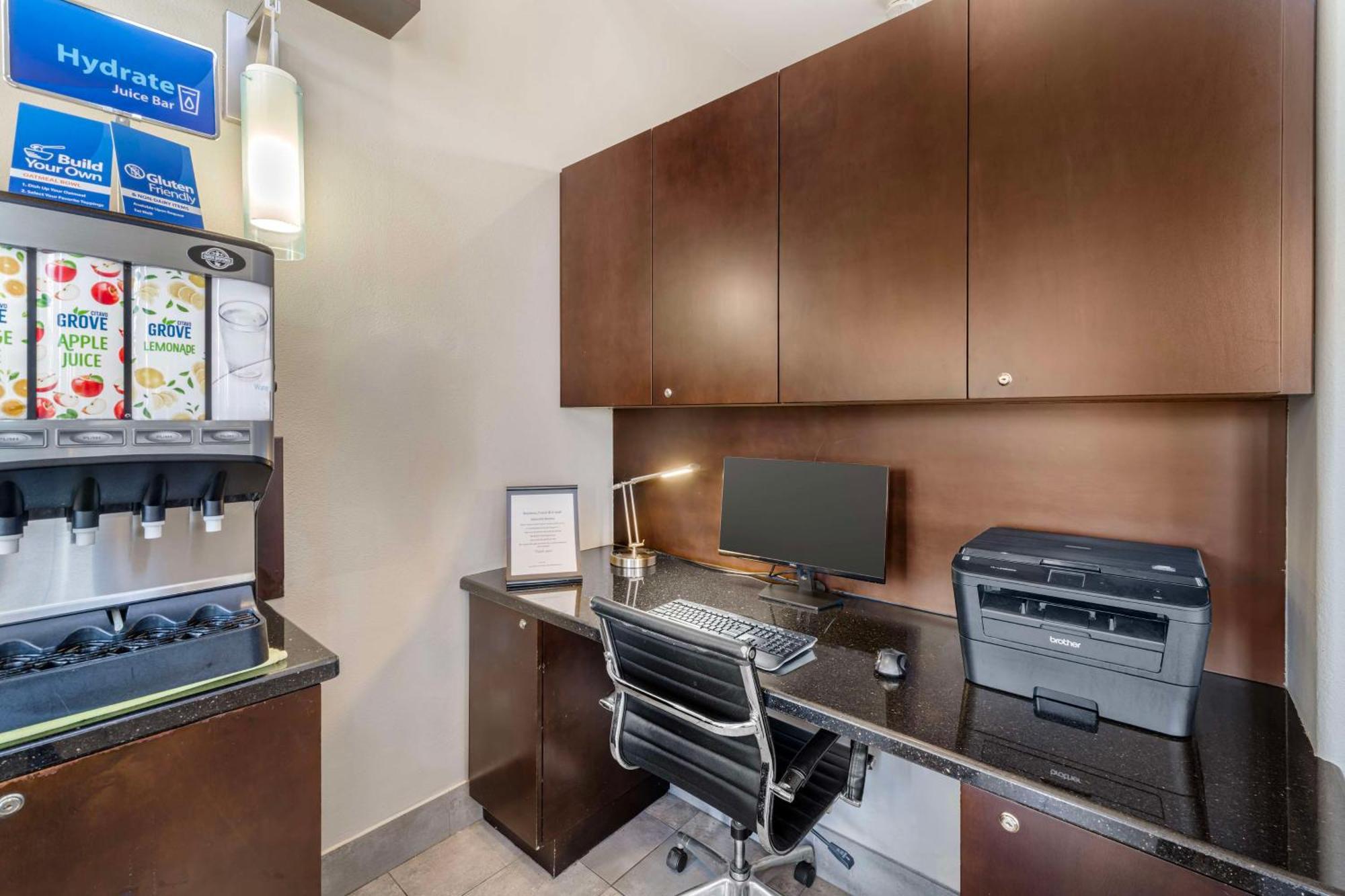 Best Western Oxnard Inn Екстериор снимка