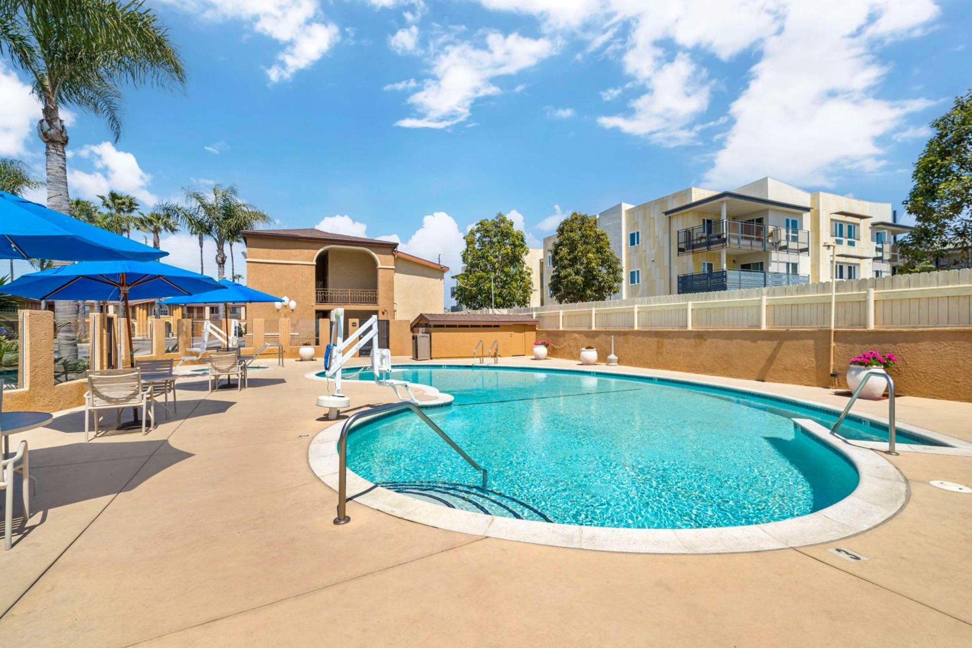 Best Western Oxnard Inn Екстериор снимка
